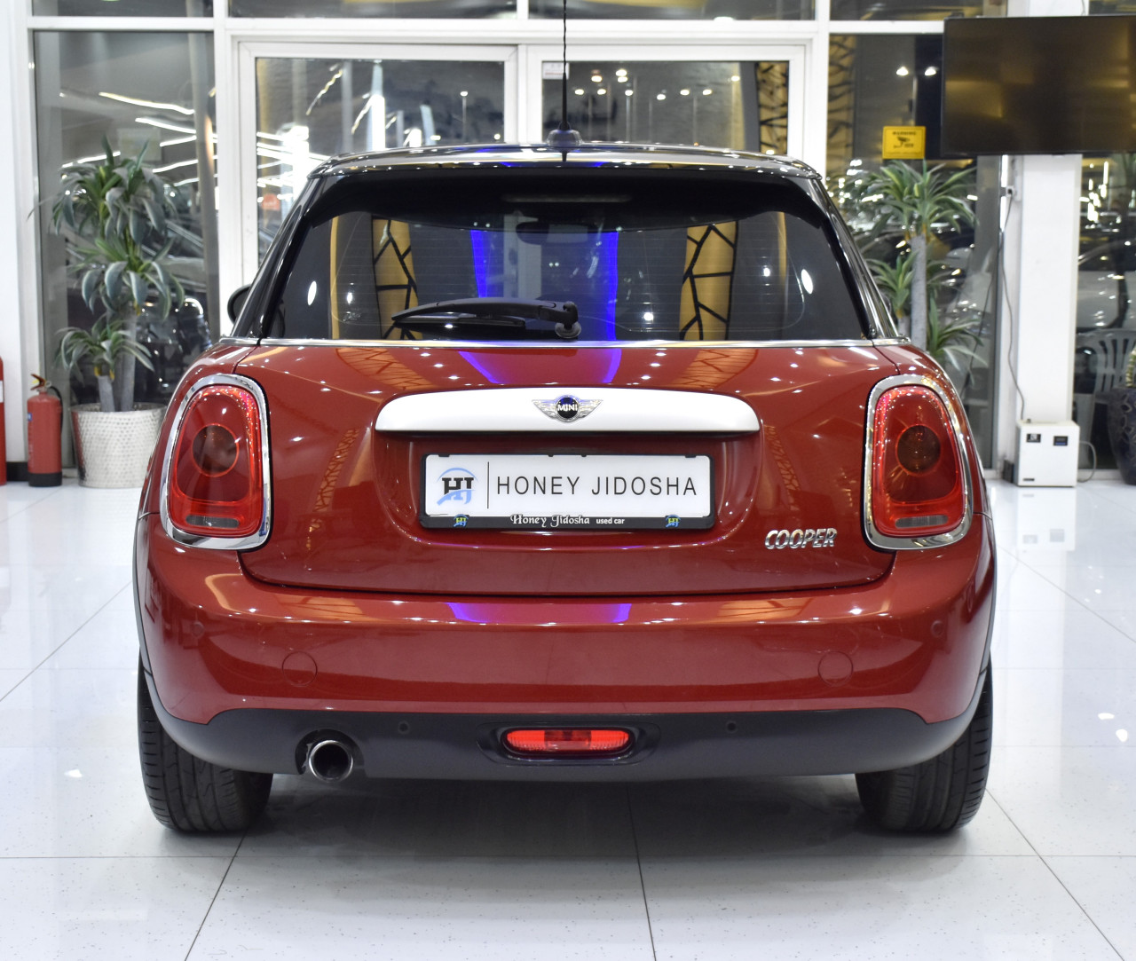Mini Cooper Model S - Image 6