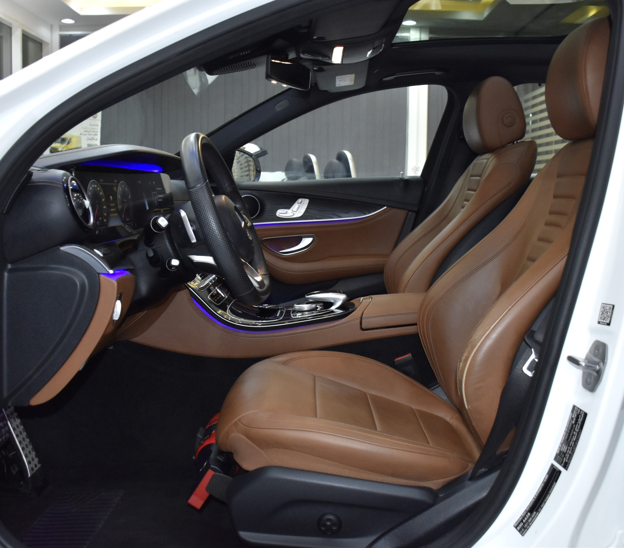 Mercedes Benz E-Class - Image 9