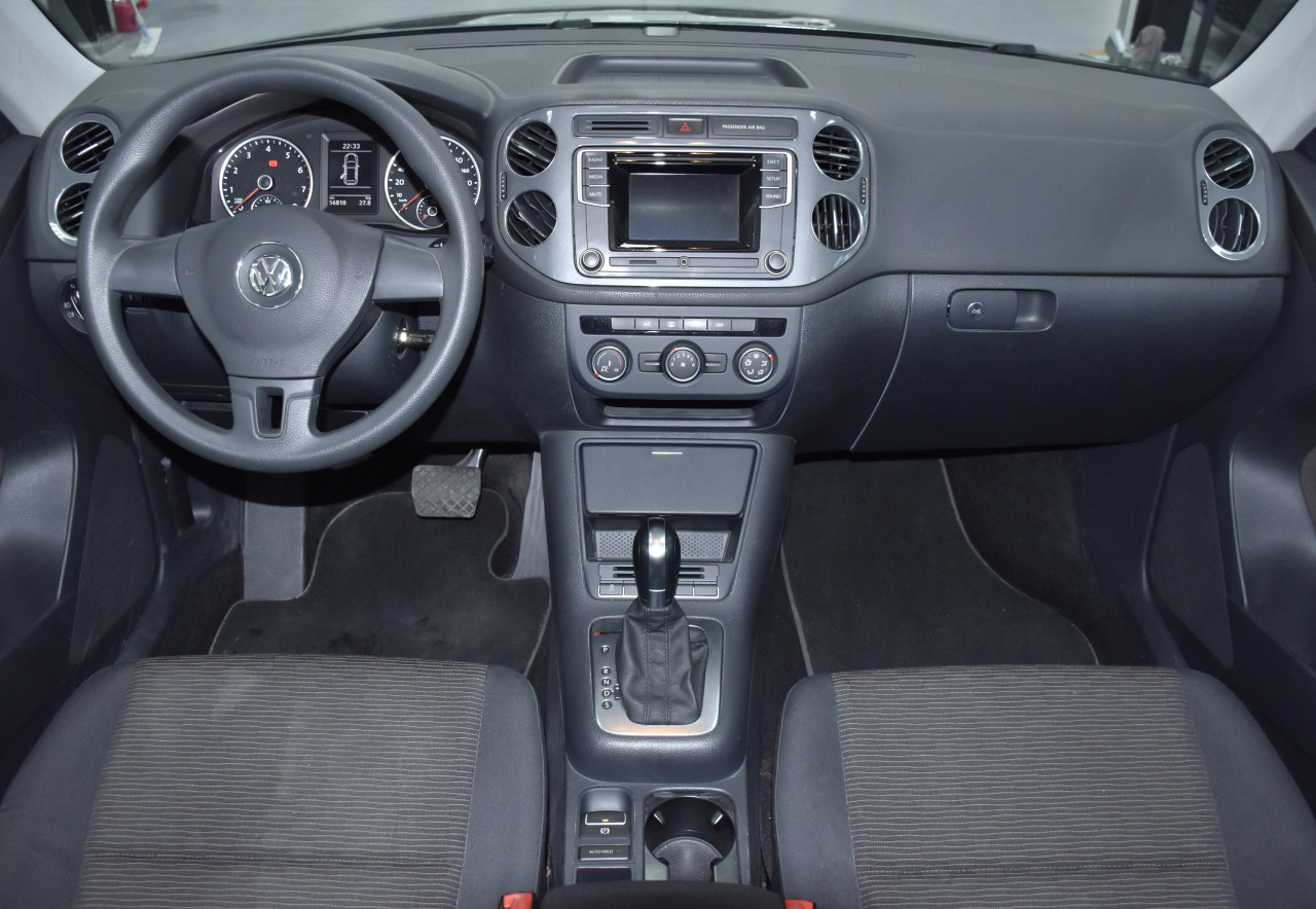 Volkswagen Tiguan - Image 2