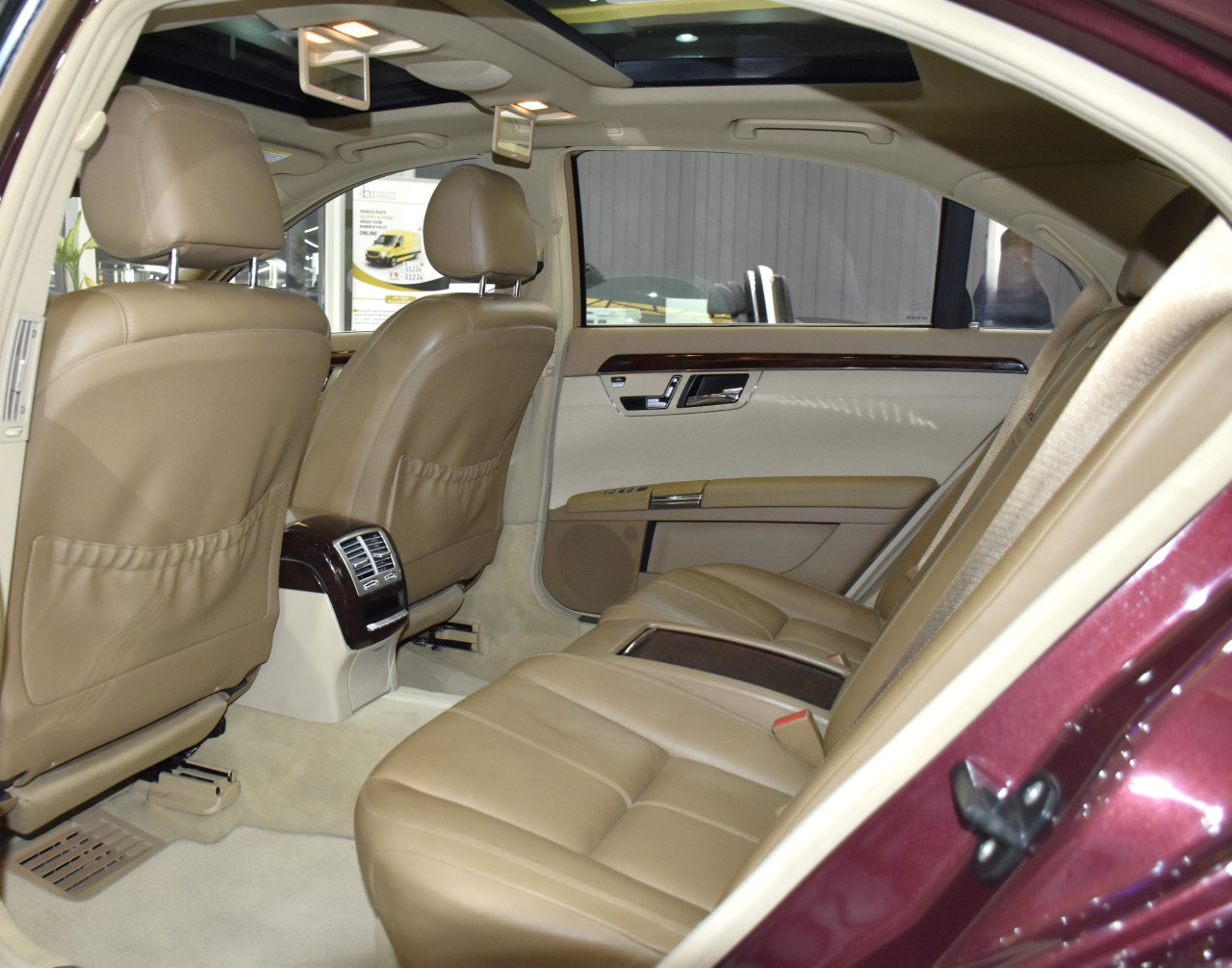 Mercedes Benz S-Class - Image 6
