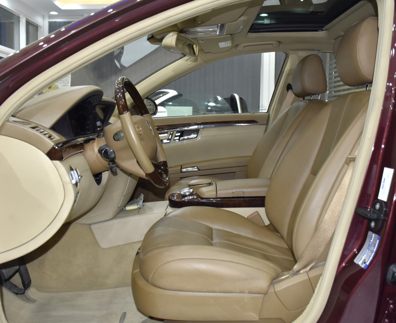 Mercedes Benz S-Class - Image 5