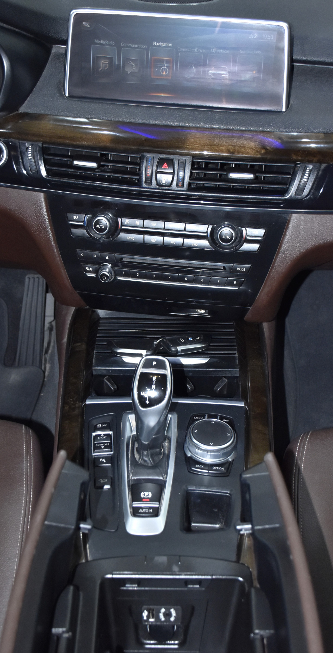 BMW X5 - Image 10