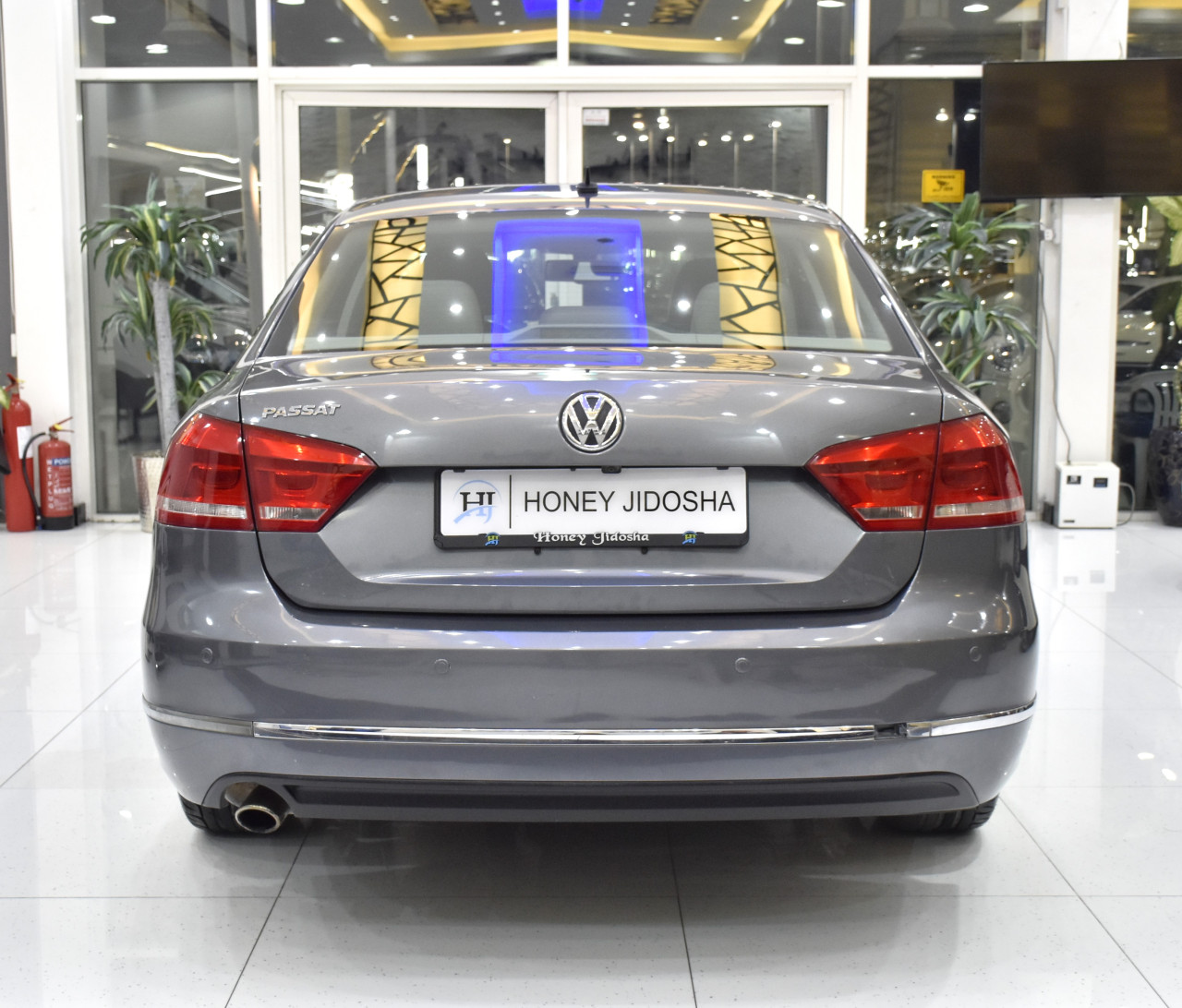Volkswagen Passat - Image 8