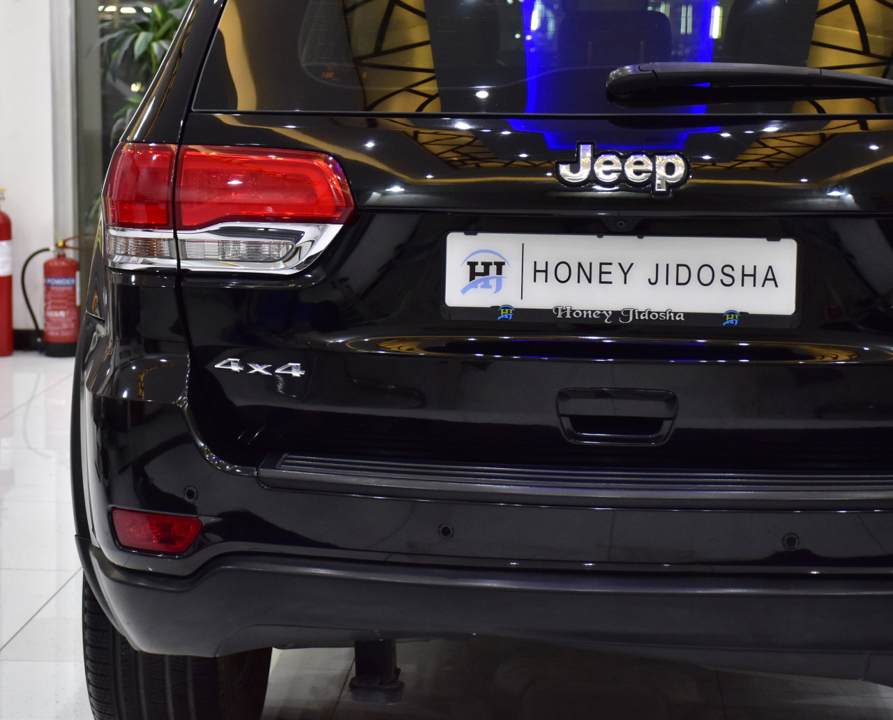Jeep Grand Cherokee - Image 8
