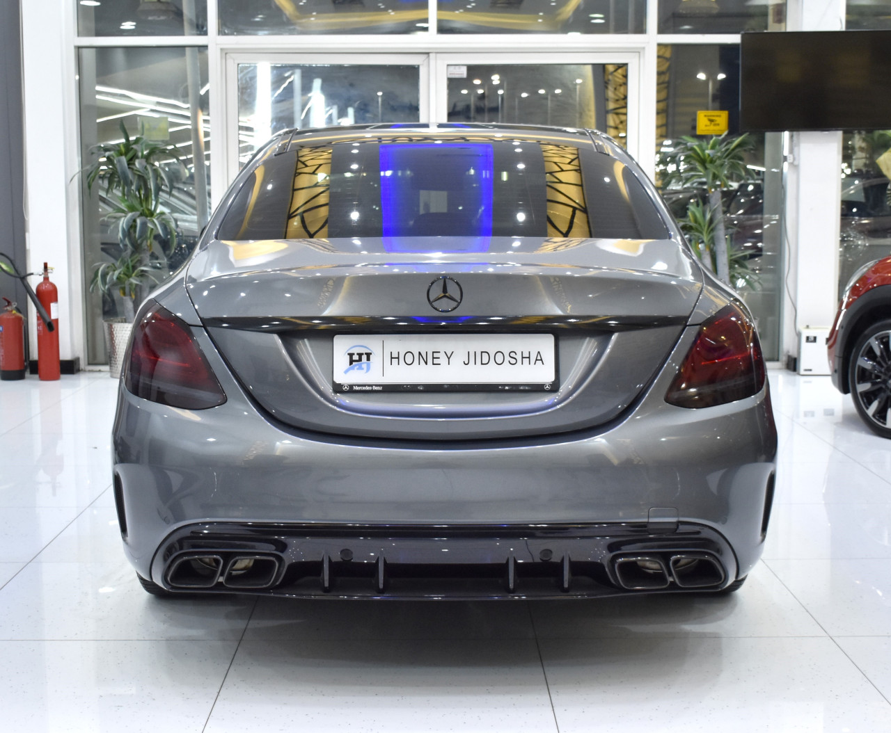 Mercedes Benz C-Class - Image 7
