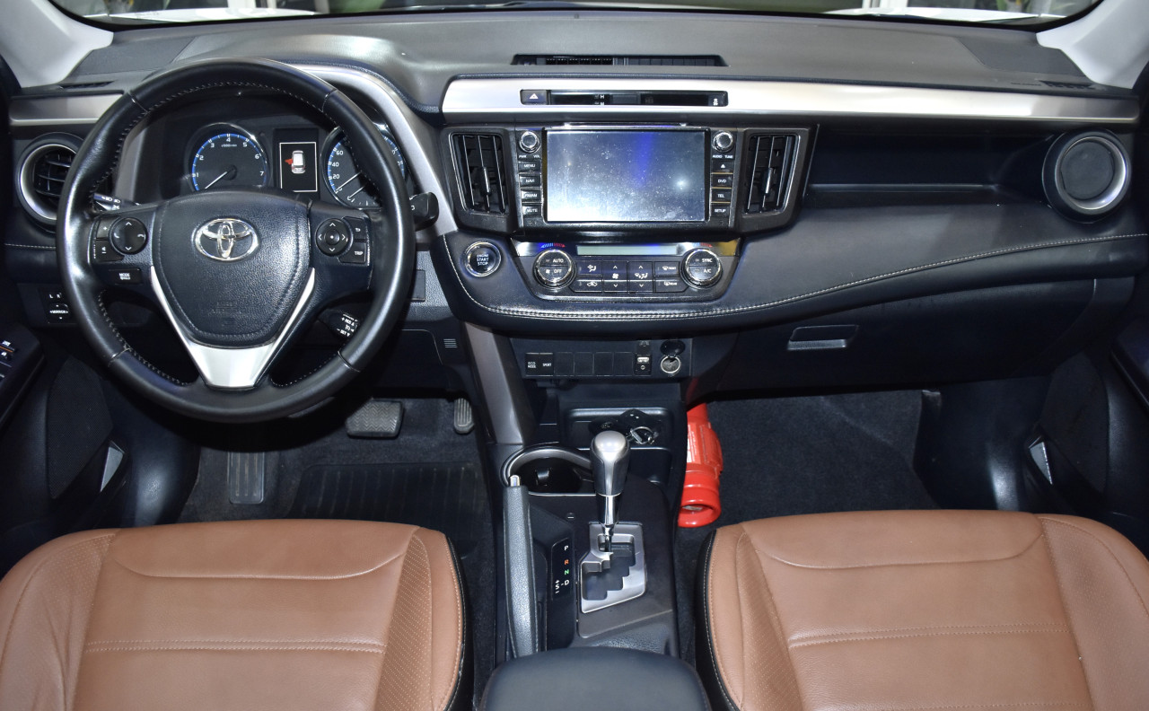 Toyota Rav 4 - Image 10