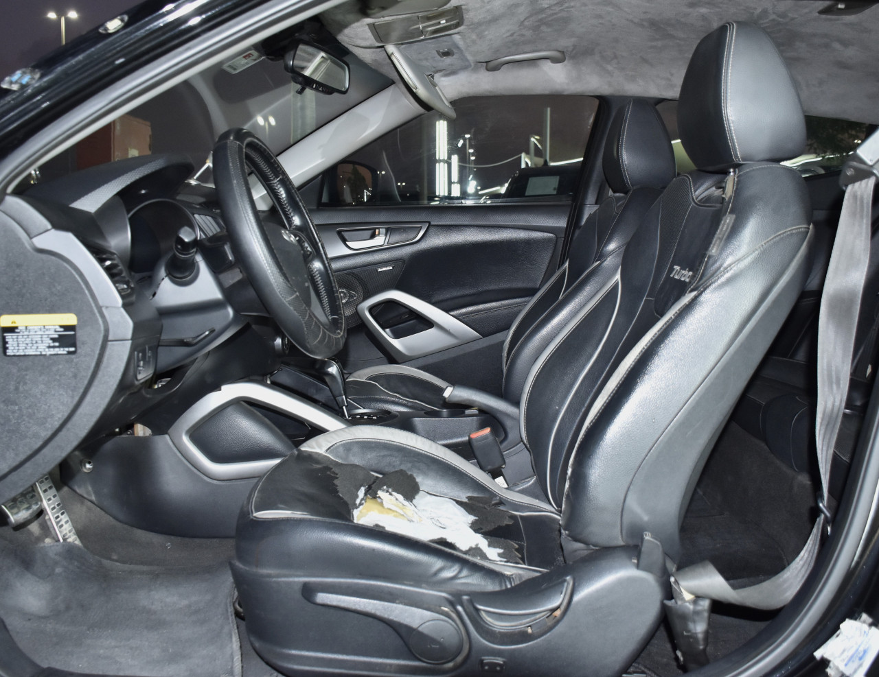 Hyundai Veloster - Image 7