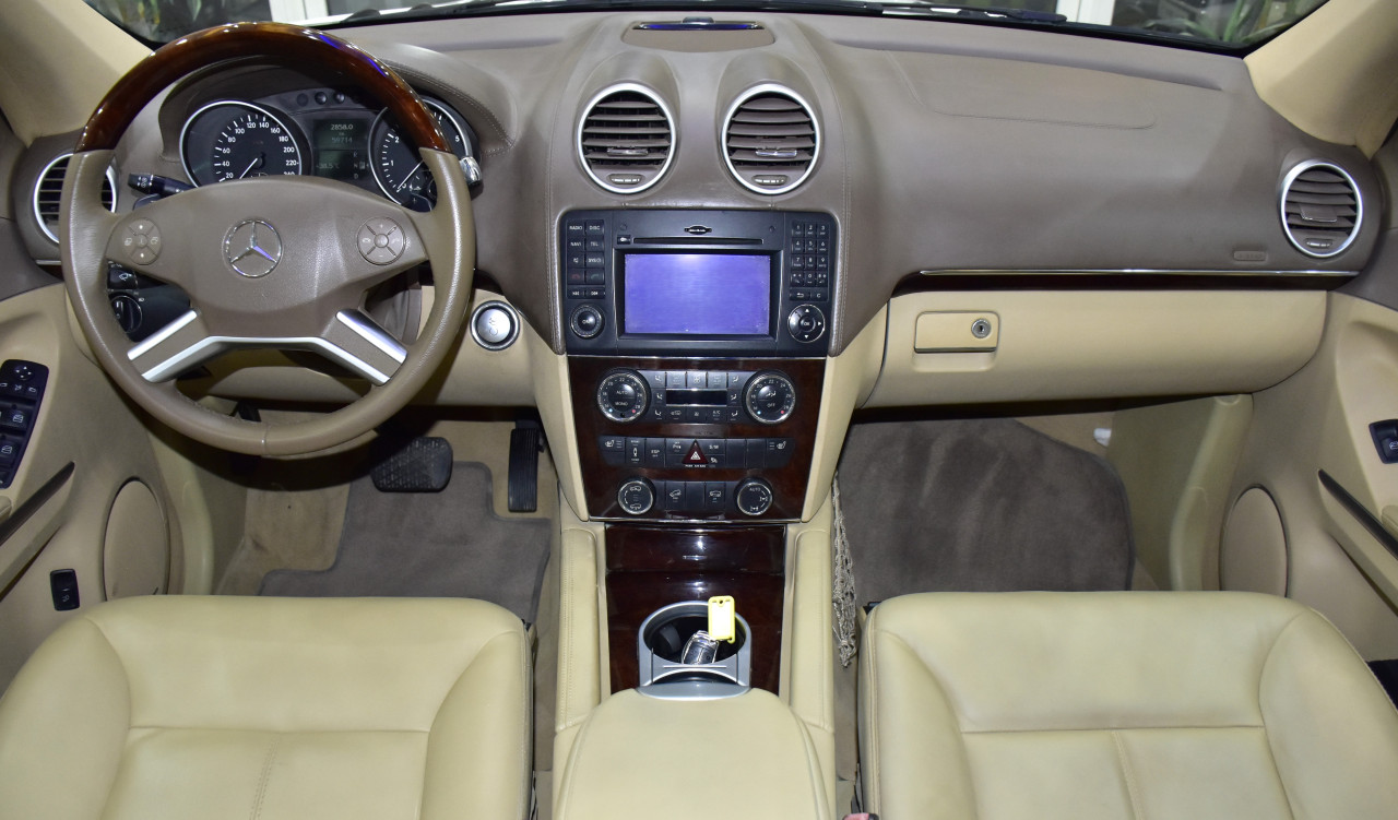 Mercedes Benz GL - Image 2