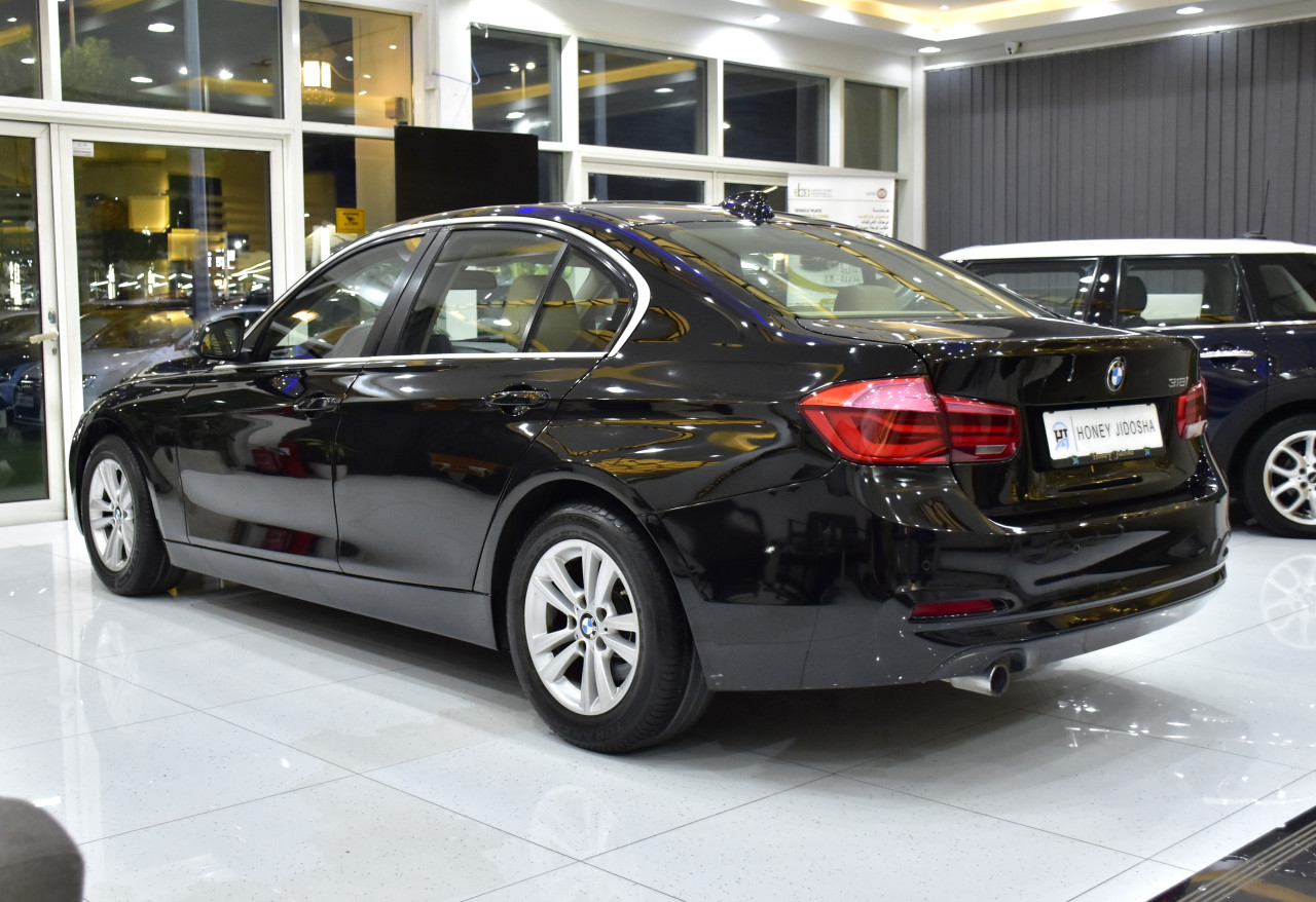 BMW 3-Series - Image 6