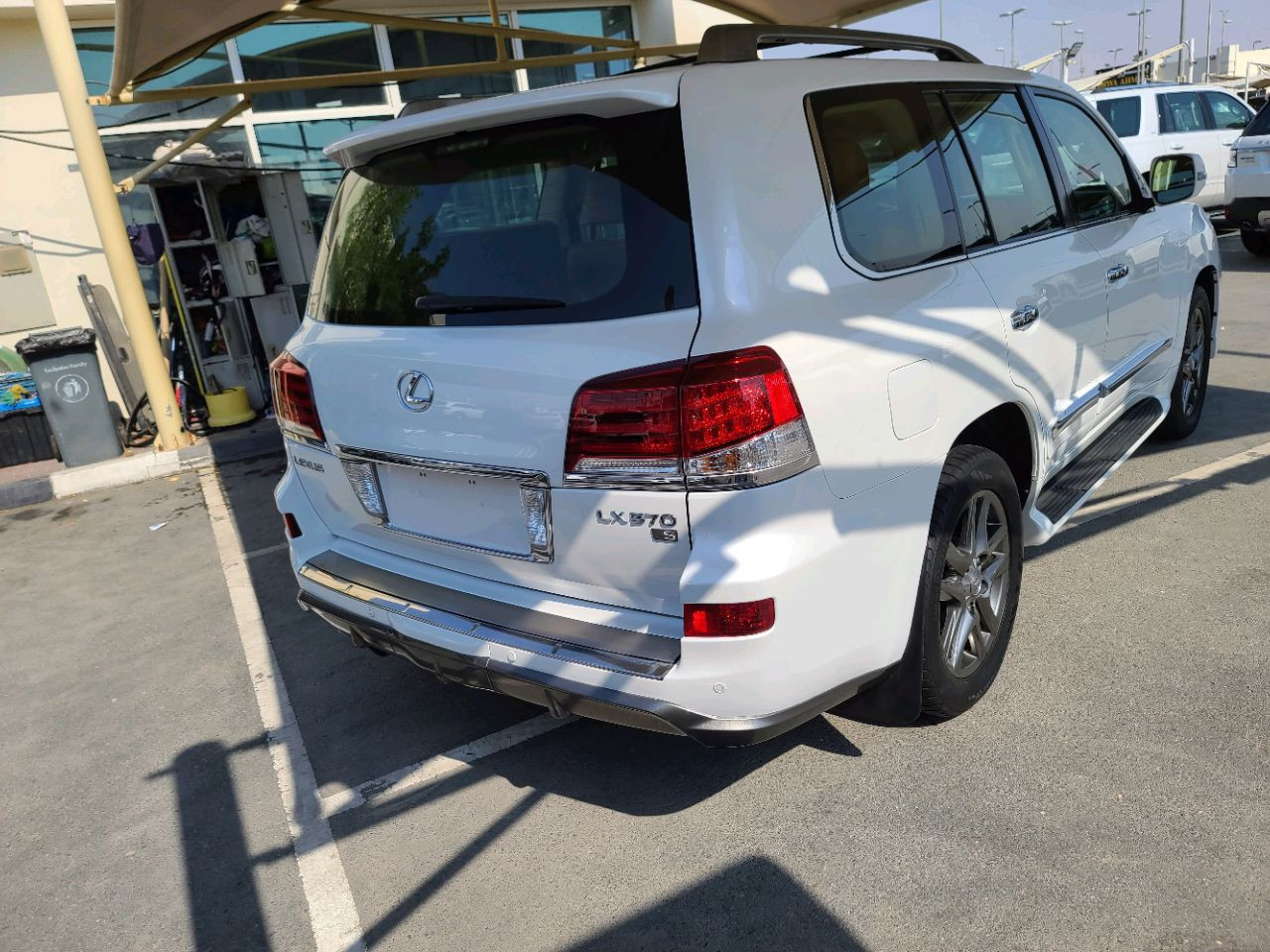 Lexus LX-Series - Image 4