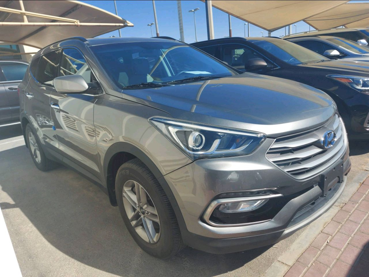 Hyundai Santa Fe - Image 2