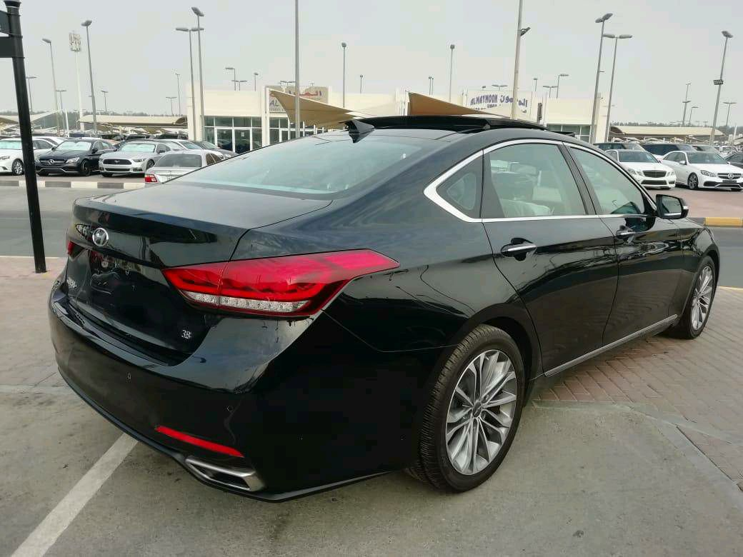 Hyundai Genesis - Image 3