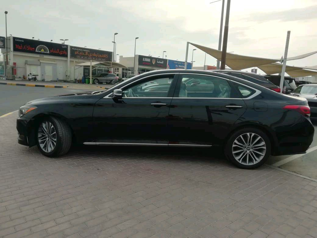 Hyundai Genesis - Image 4