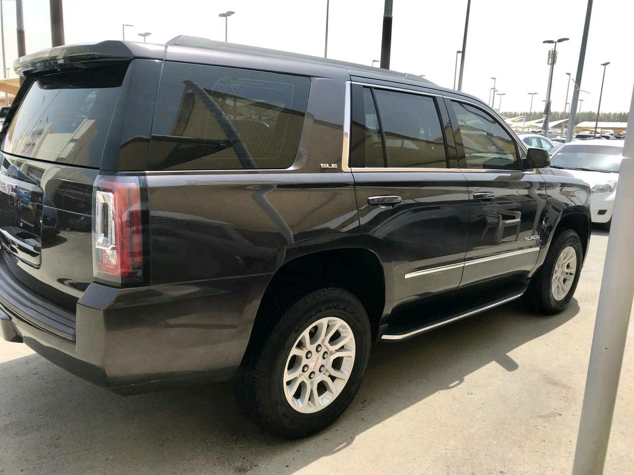GMC Yukon - Image 4