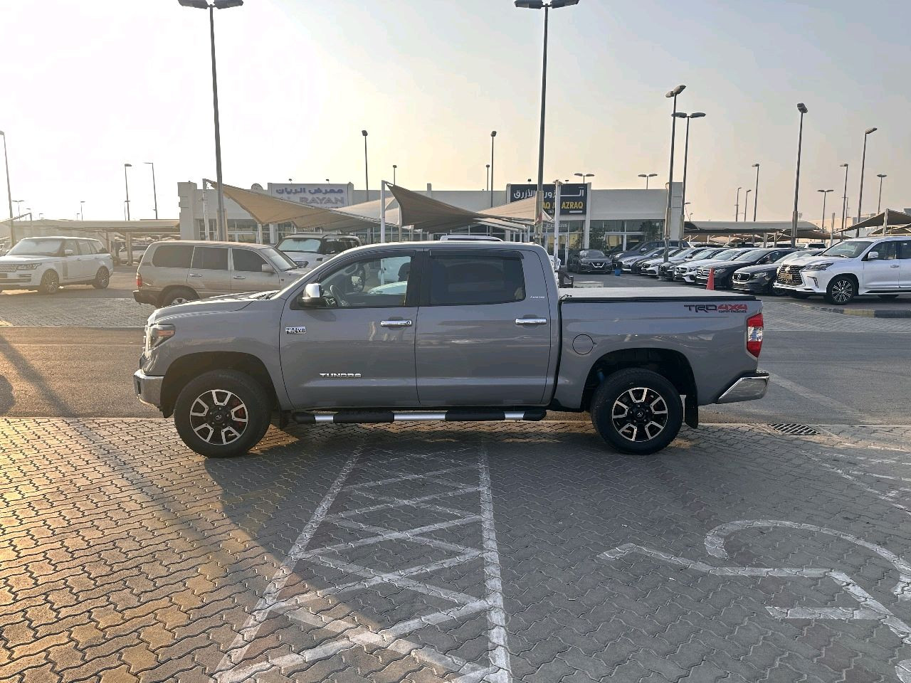 Toyota Tundra - Image 5