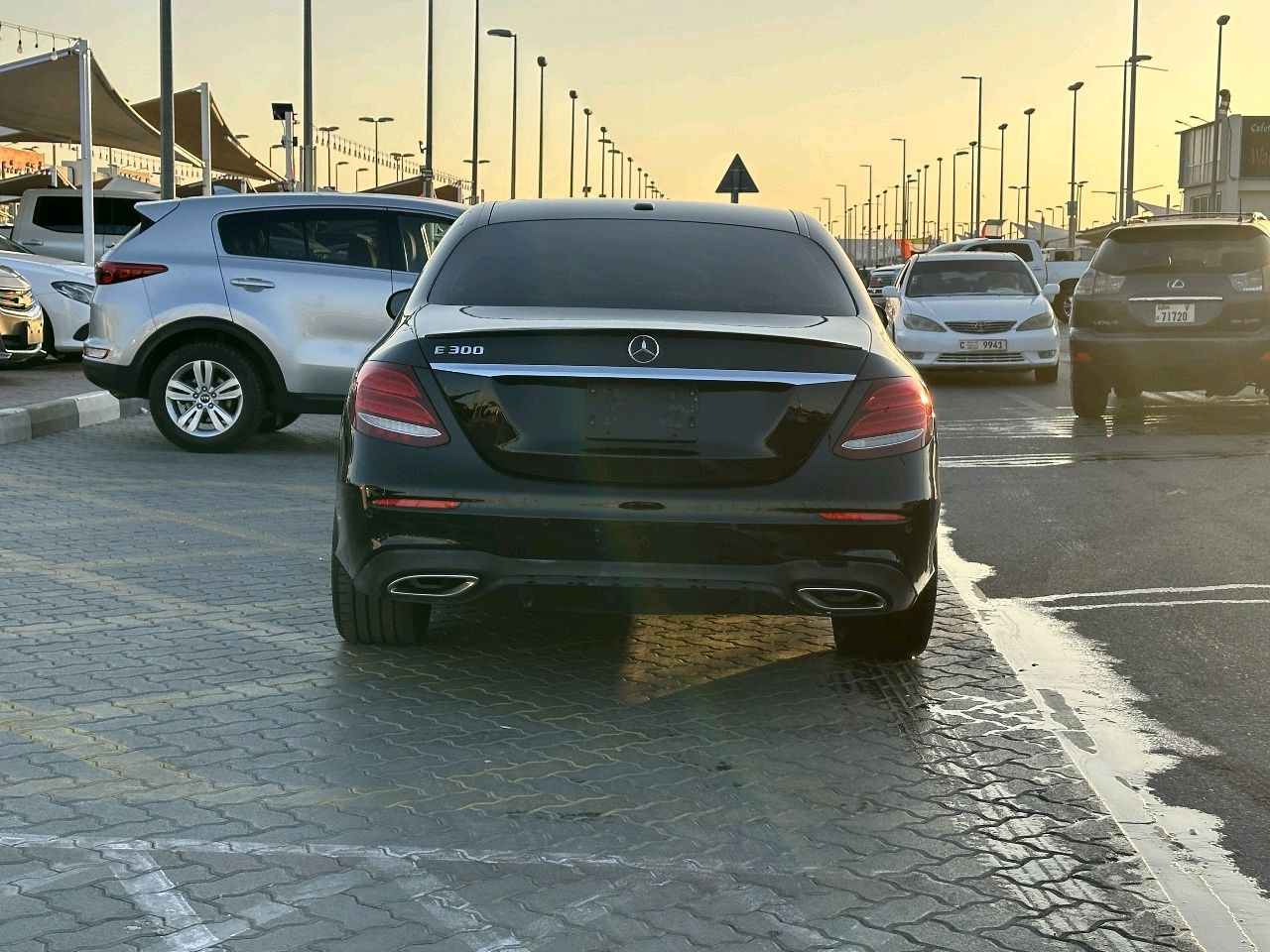 Mercedes Benz E-Class - Image 7