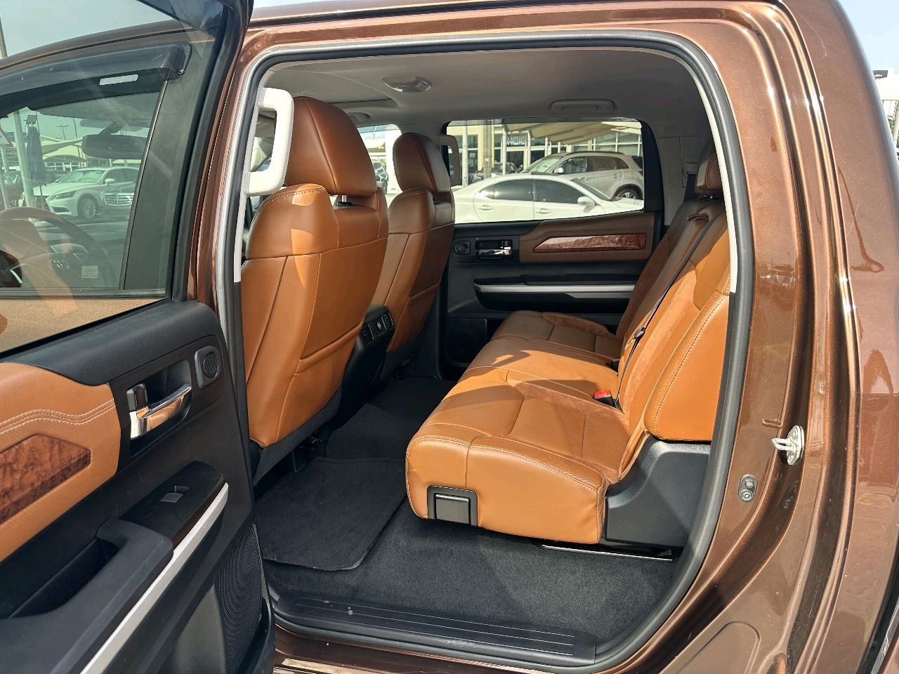Toyota Tundra - Image 5