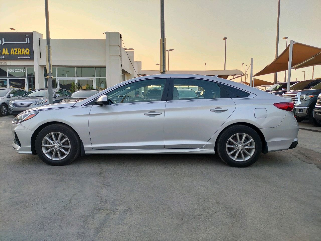 Hyundai Sonata - Image 4