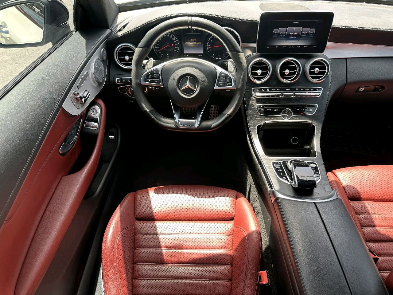 Mercedes Benz C-Class - Image 9