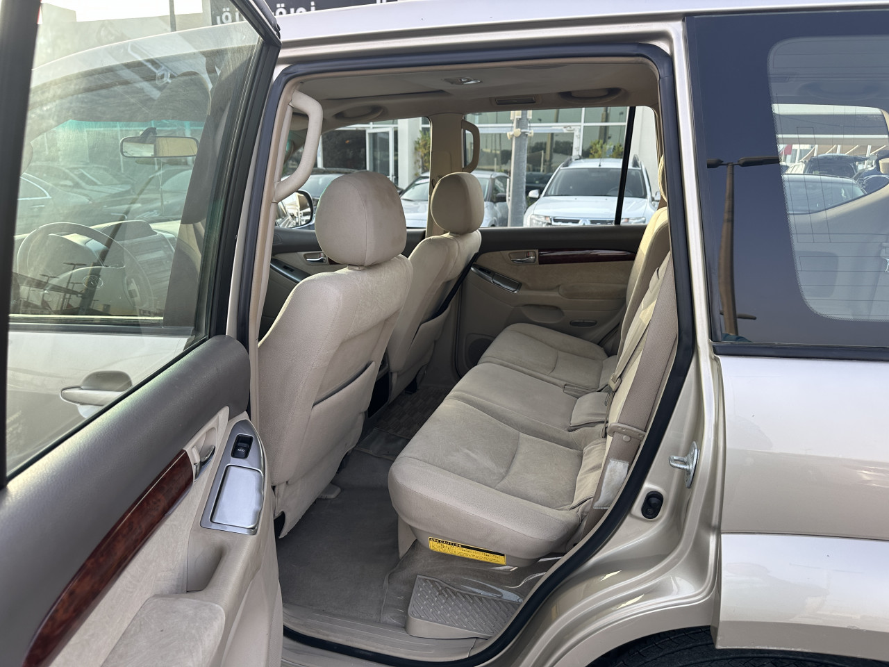 Toyota Prado - Image 4
