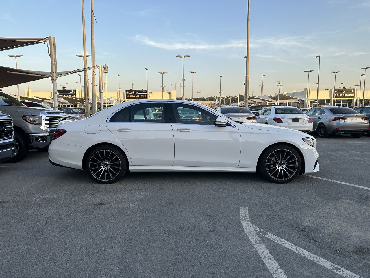 Mercedes Benz E-Class - Image 6
