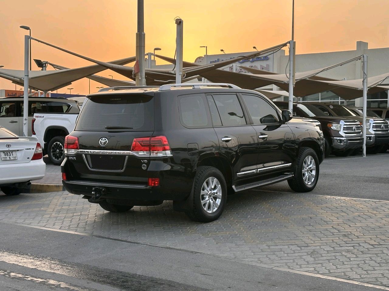 Toyota Land Cruiser - Image 6
