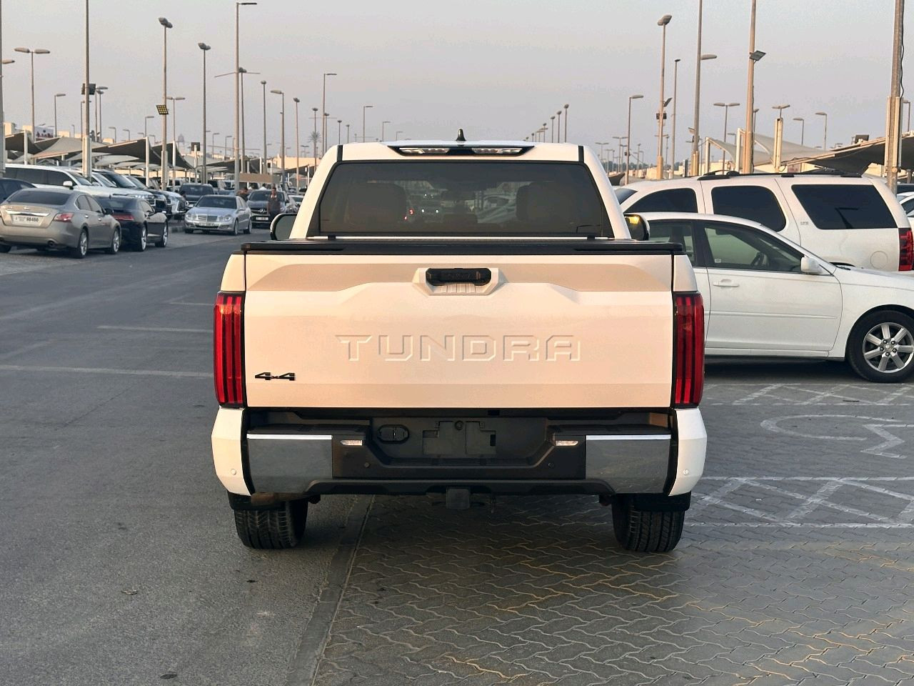 Toyota Tundra - Image 7