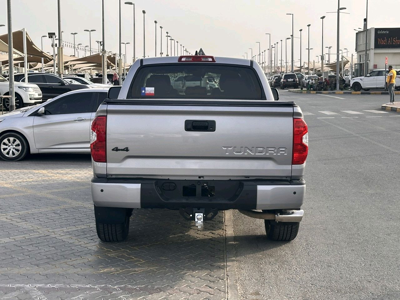 Toyota Tundra - Image 9
