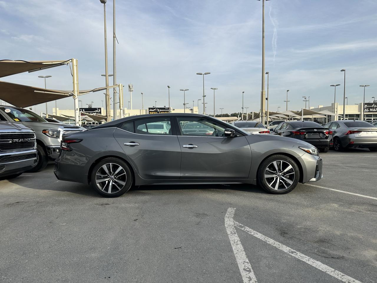 Nissan Maxima - Image 3