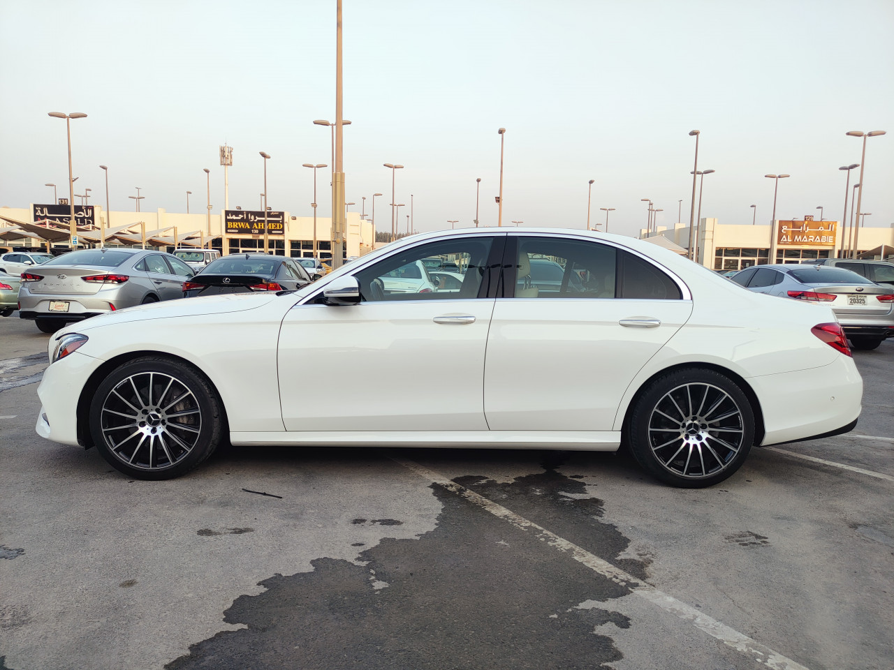 Mercedes Benz E-Class - Image 3