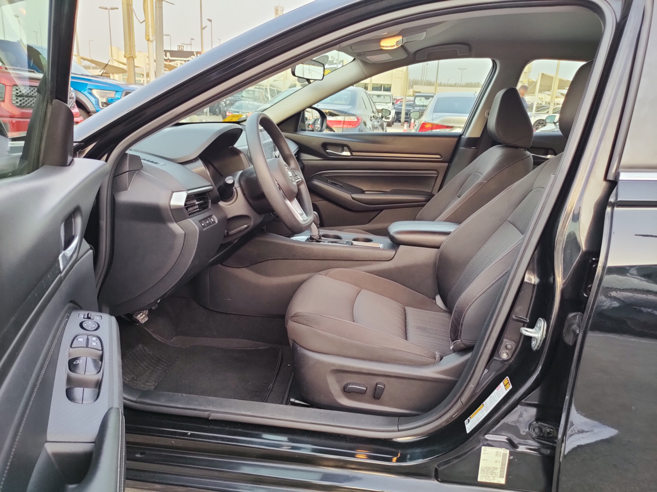 Nissan Altima - Image 5