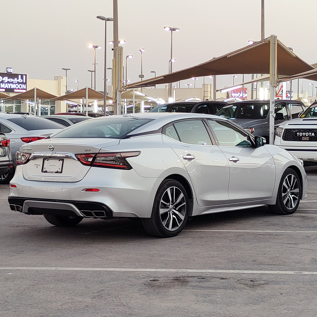Nissan Maxima - Image 10