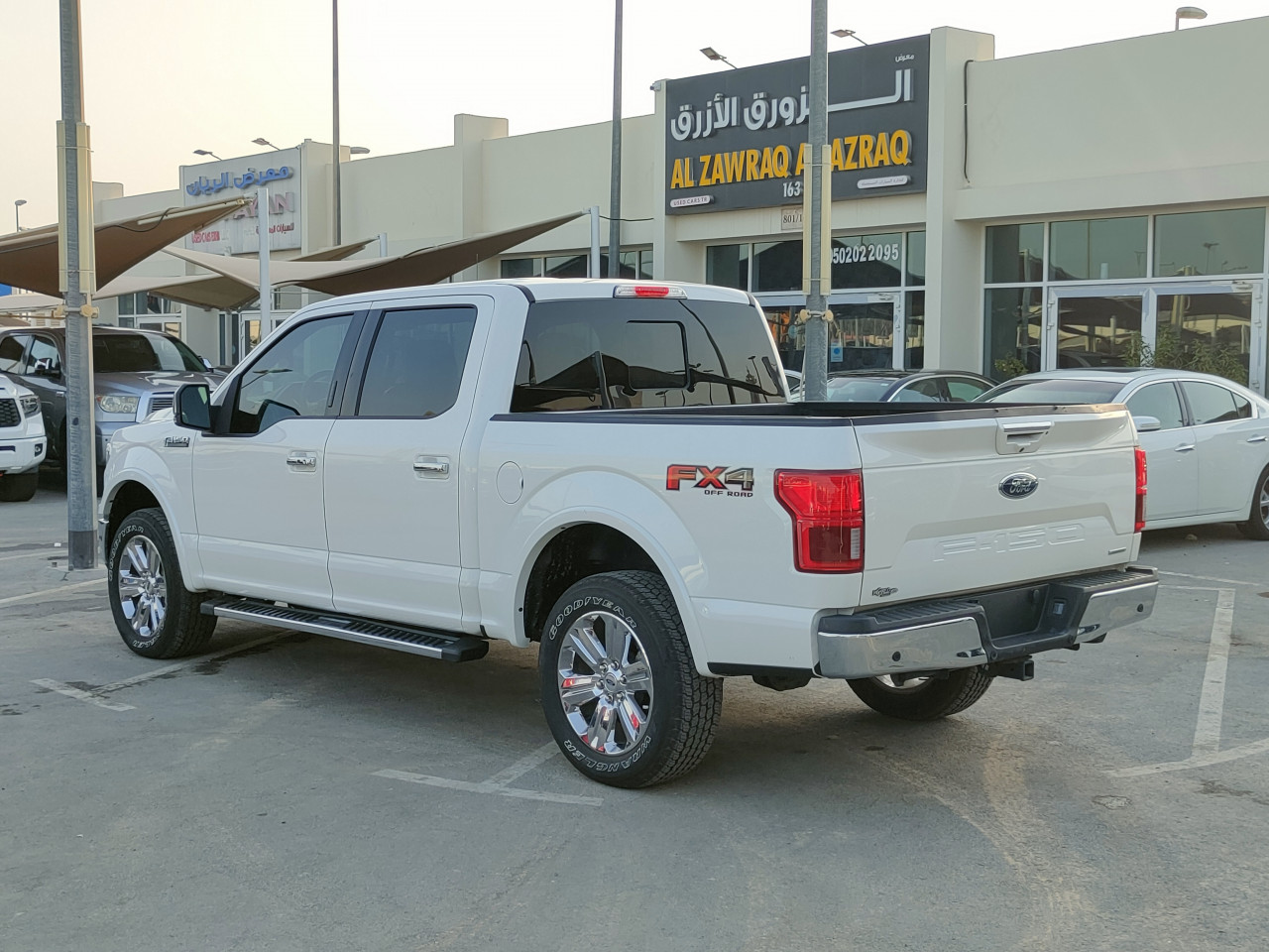 Ford F-Series Pickup - Image 5