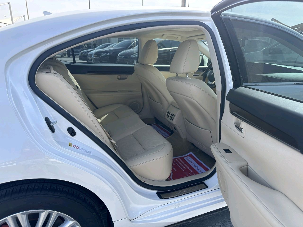 Lexus ES-Series - Image 6