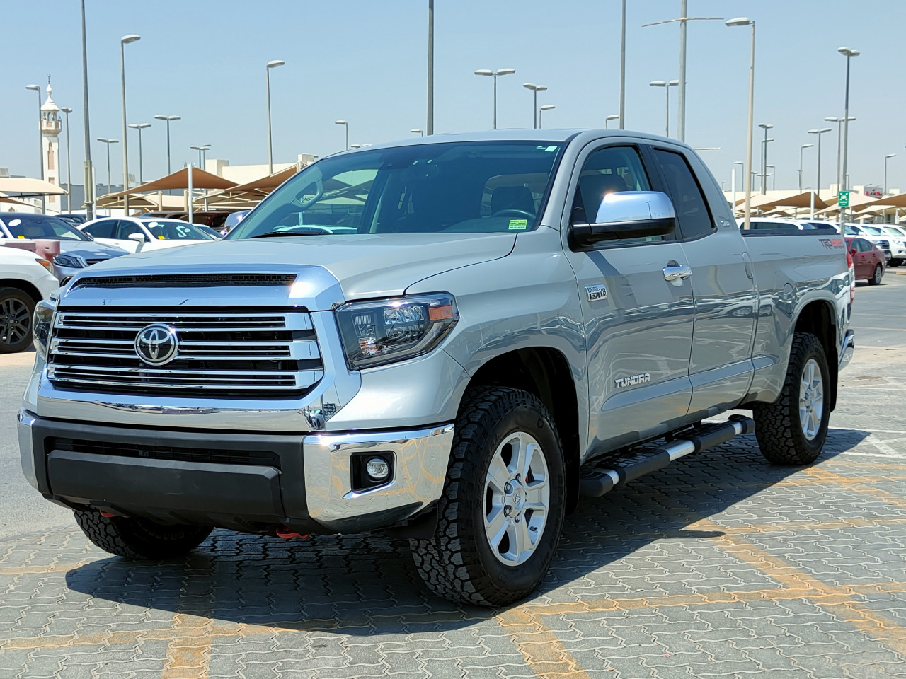 Toyota Tundra - Image 8