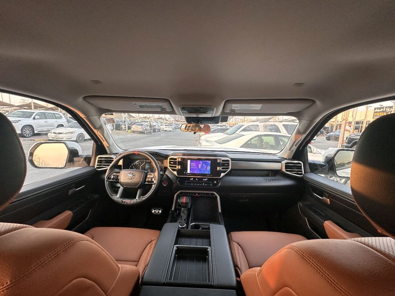 Toyota Tundra - Image 10
