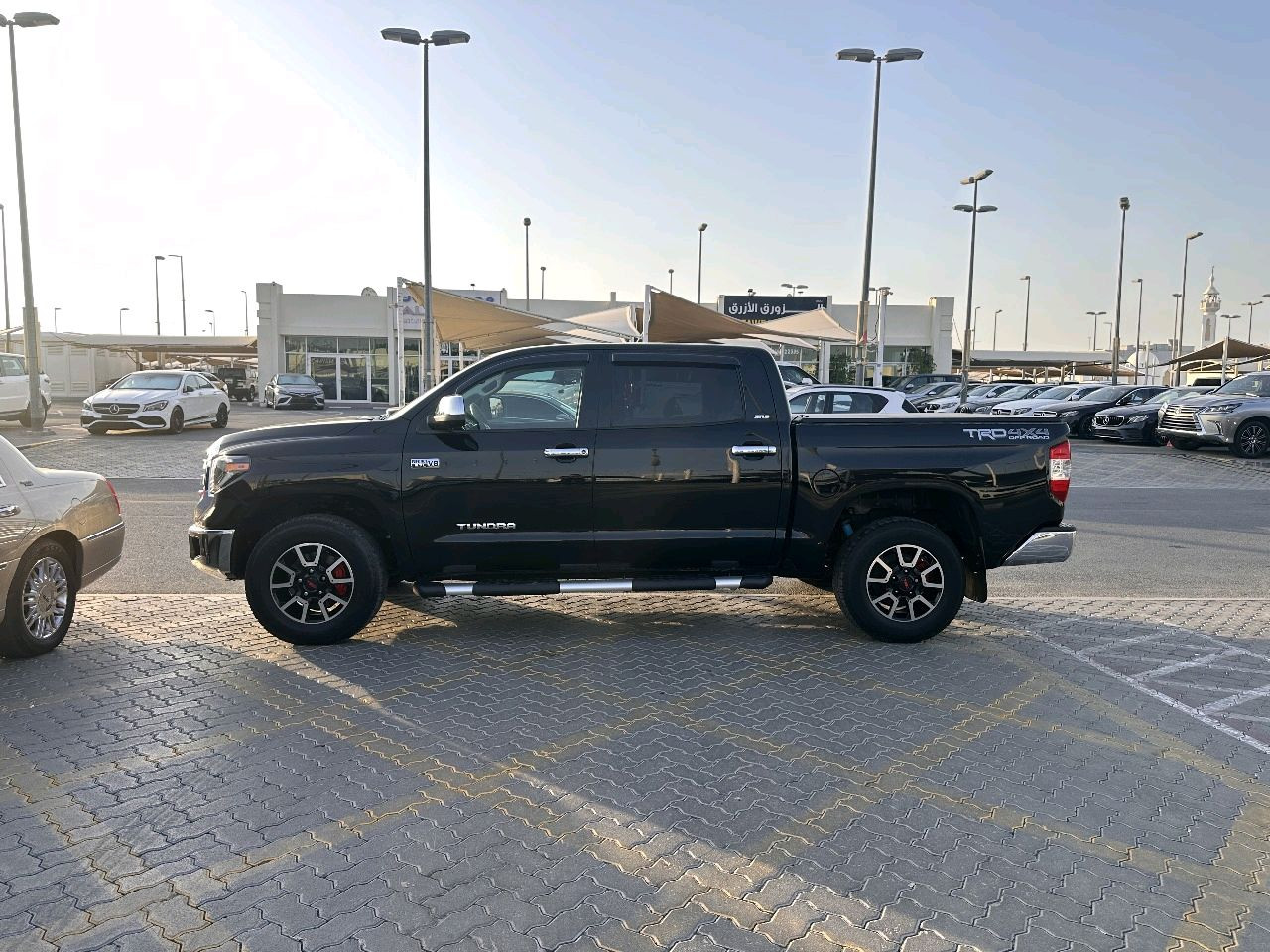 Toyota Tundra - Image 7