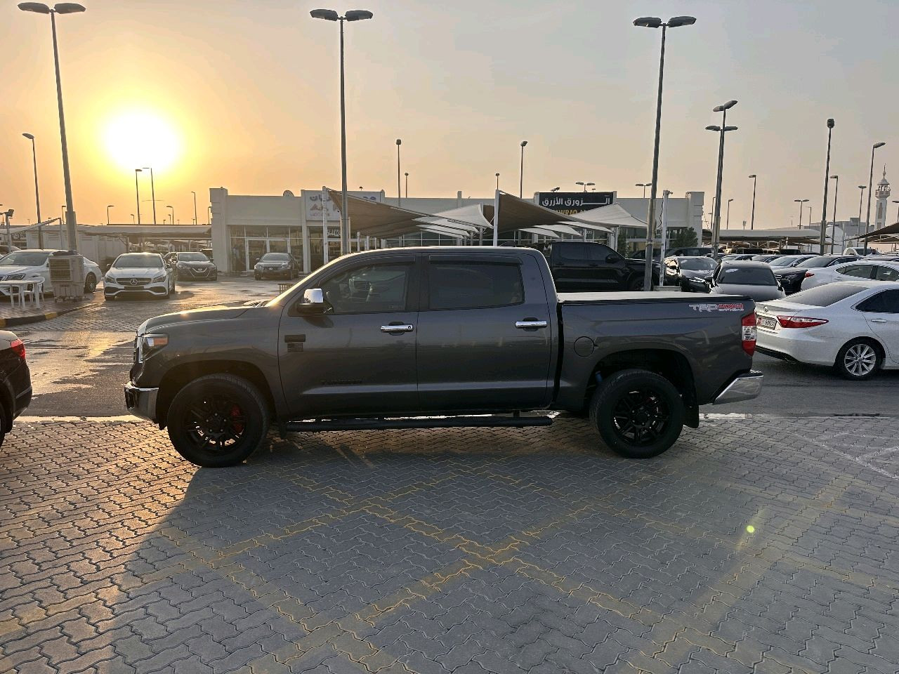 Toyota Tundra - Image 3