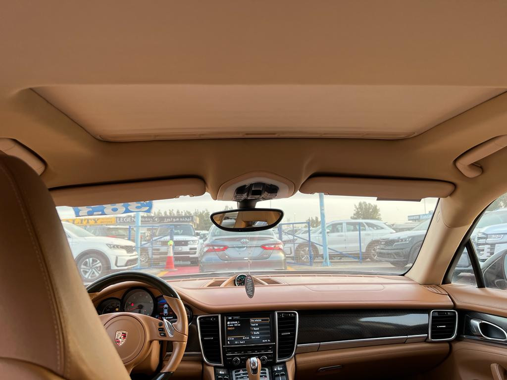 Porsche Panamera - Image 9