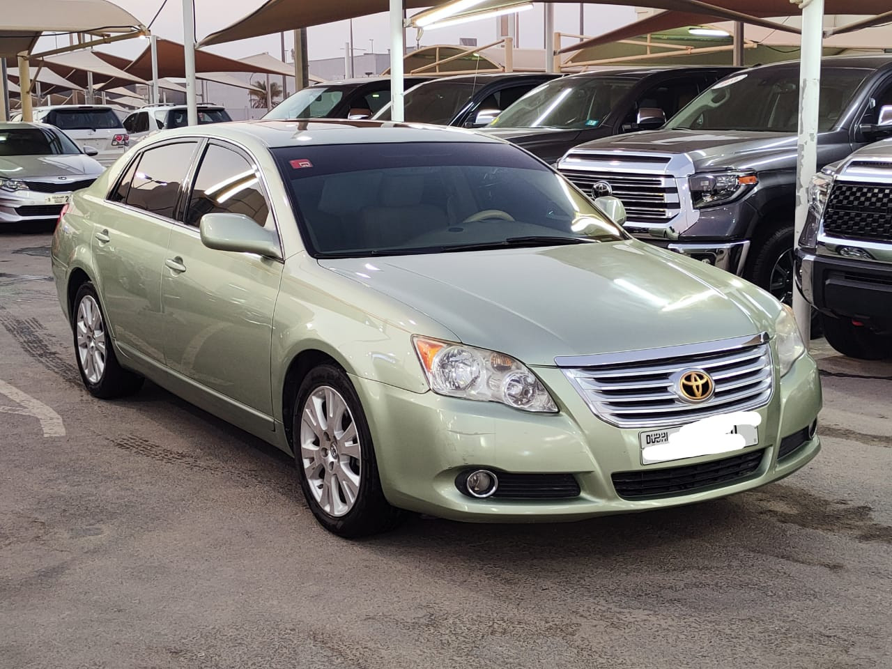 Toyota Avalon - Image 4