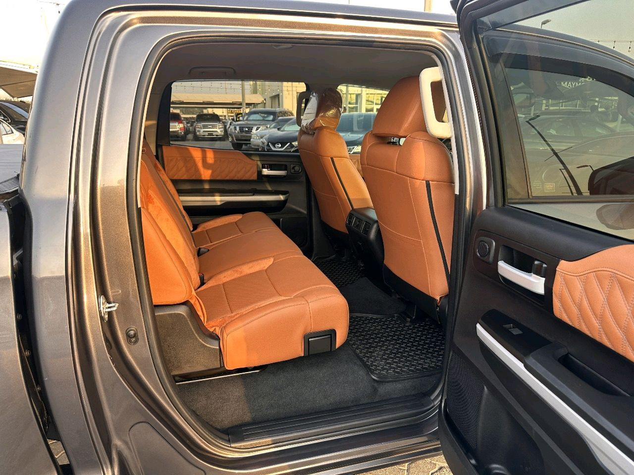 Toyota Tundra - Image 4
