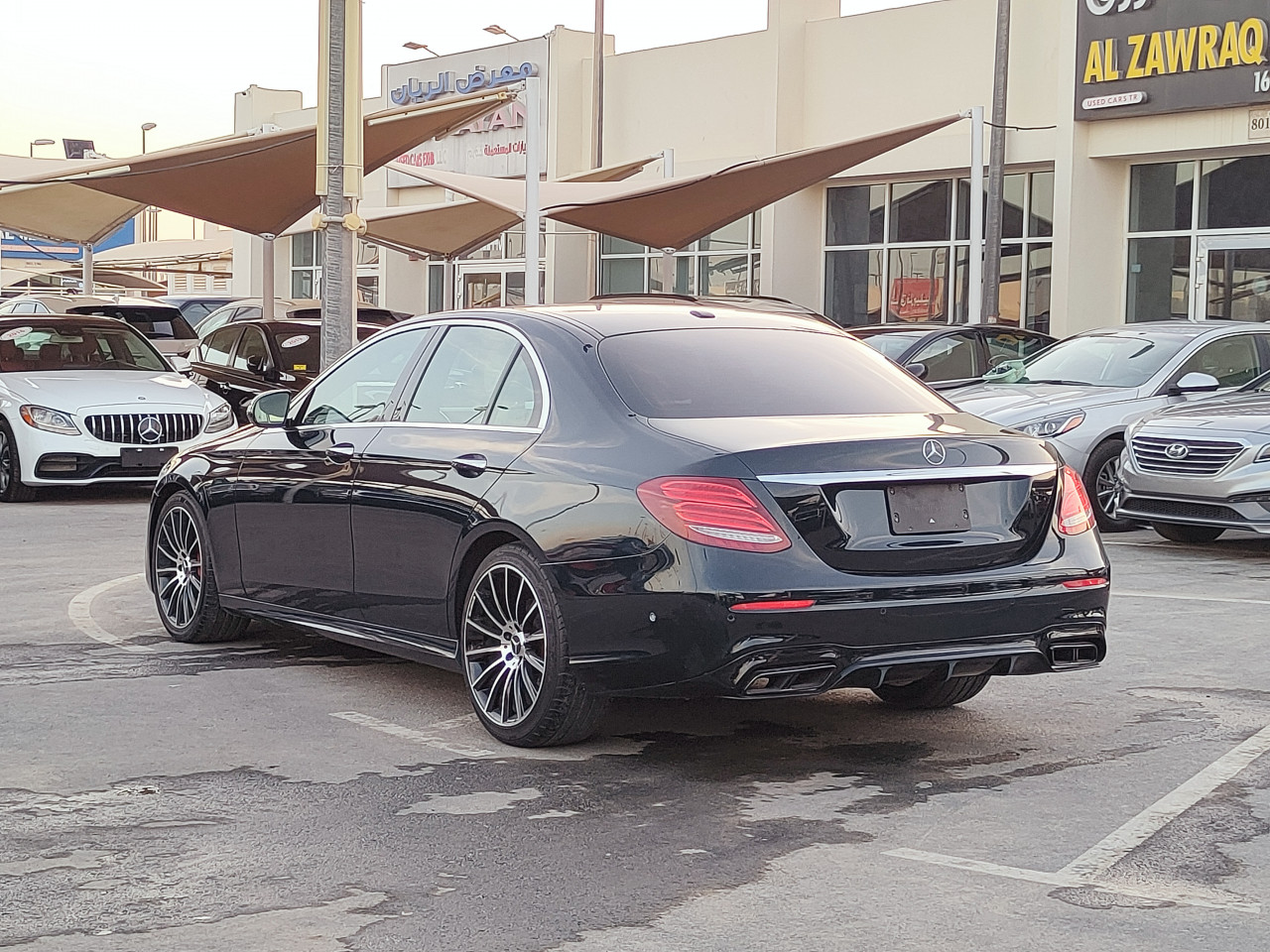Mercedes Benz E-Class - Image 21
