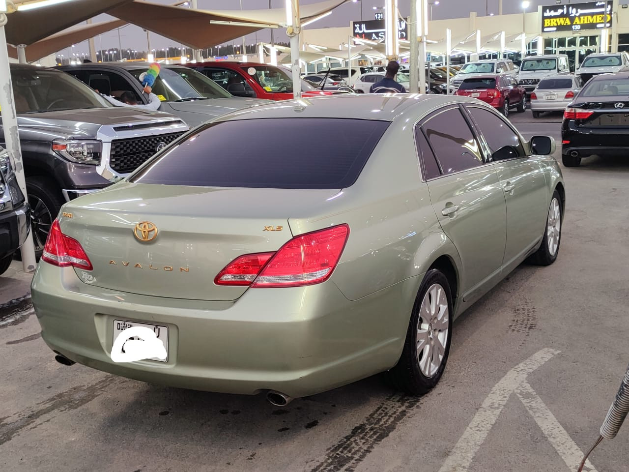 Toyota Avalon - Image 3