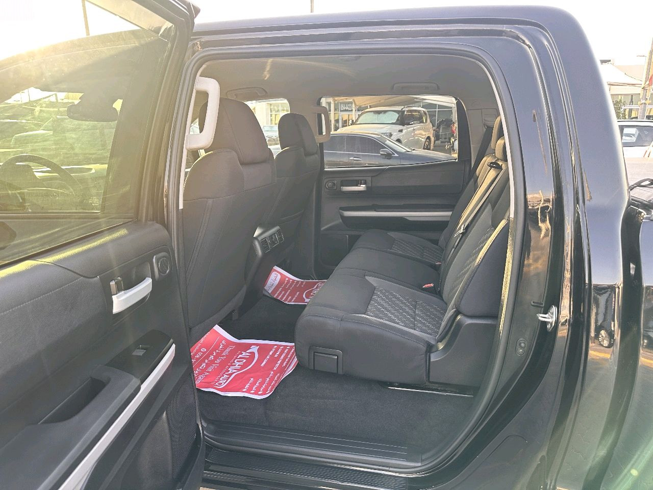 Toyota Tundra - Image 5