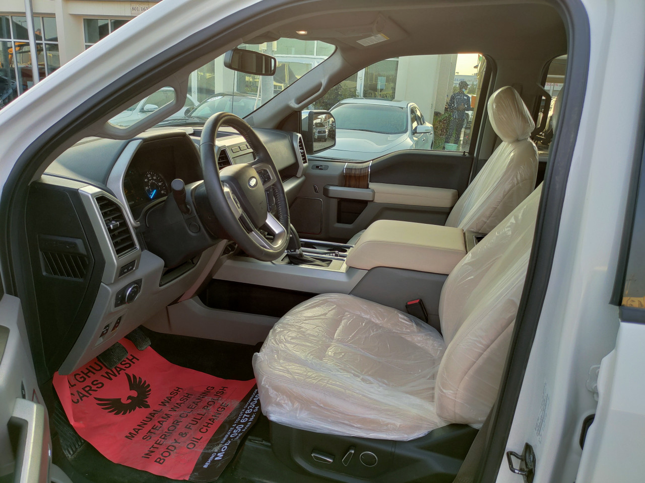 Ford F-Series Pickup - Image 9