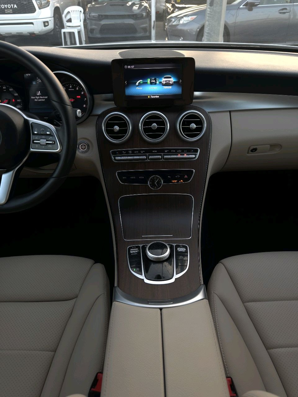 Mercedes Benz C-Class - Image 3