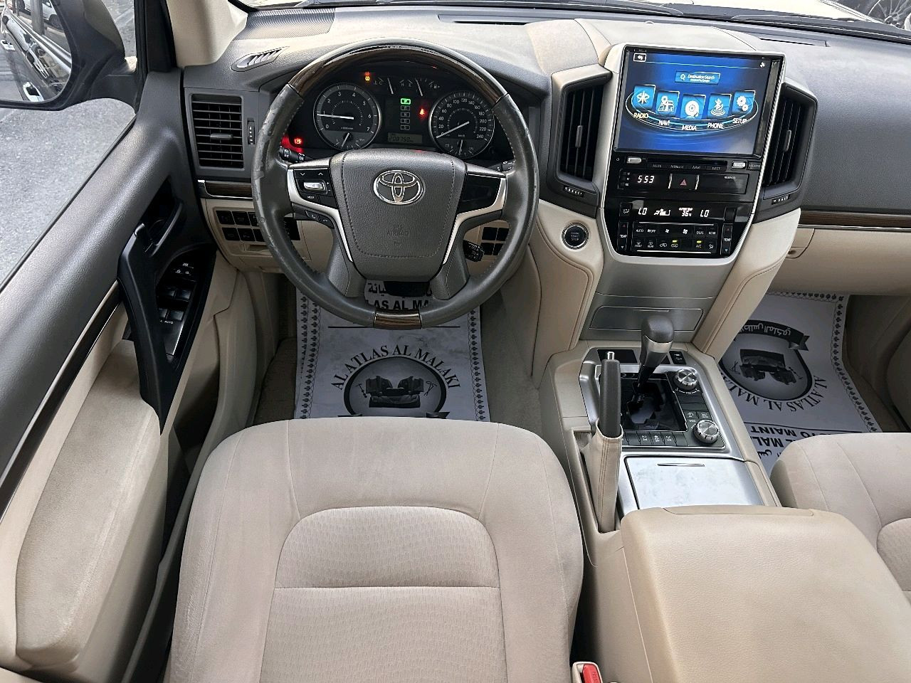 Toyota Land Cruiser - Image 4