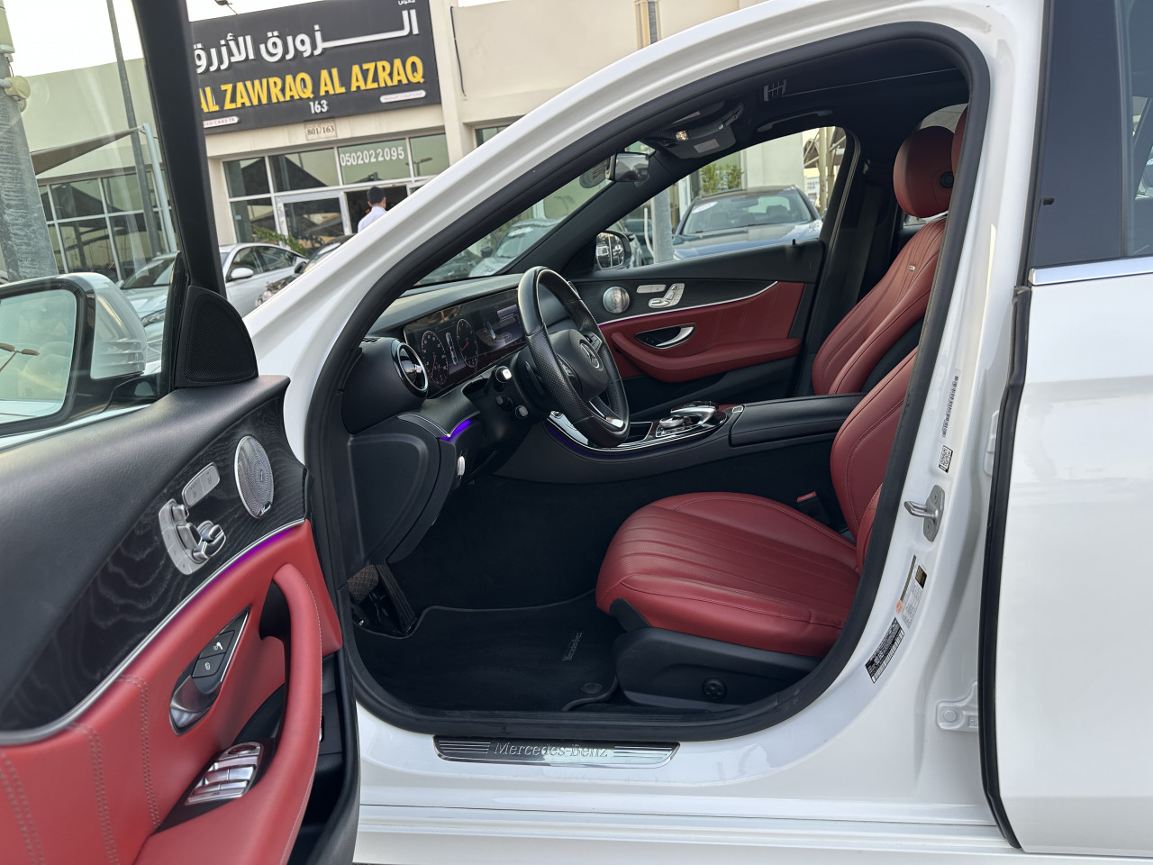 Mercedes Benz E-Class - Image 11