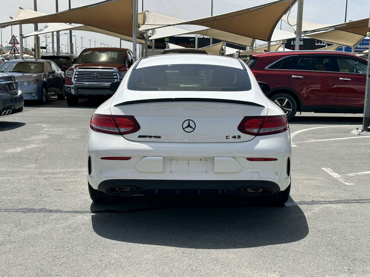 Mercedes Benz C-Class - Image 11