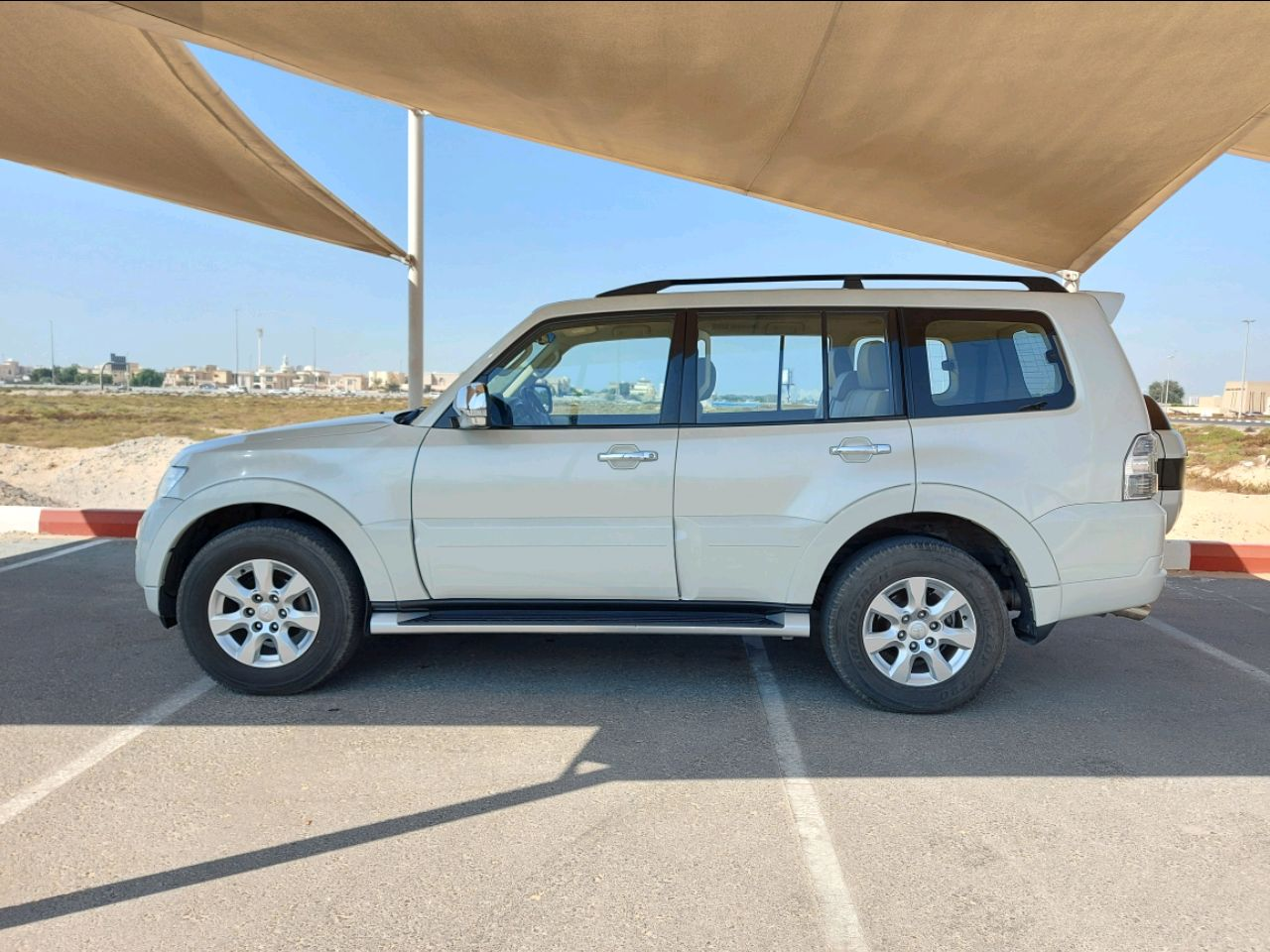 Mitsubishi Pajero - Image 5